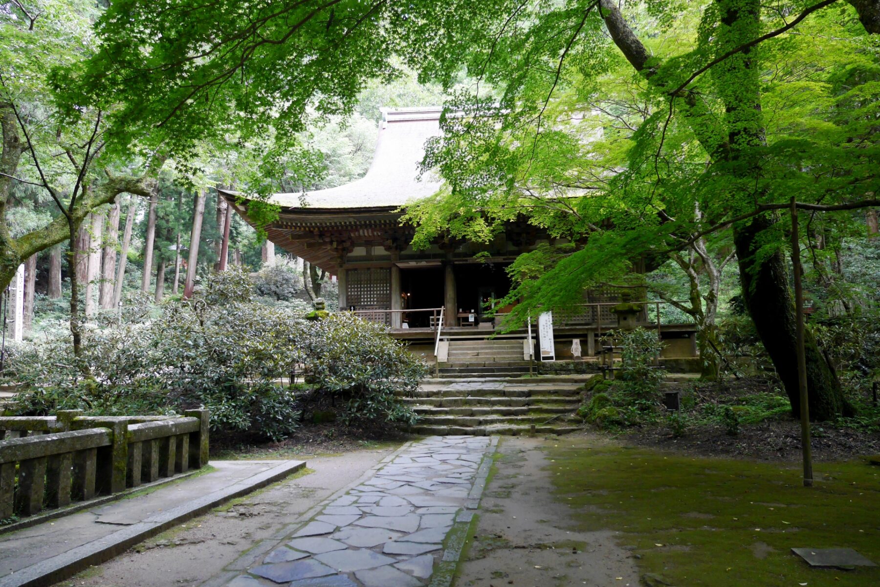 奈良県室生寺　灌頂堂（本堂）